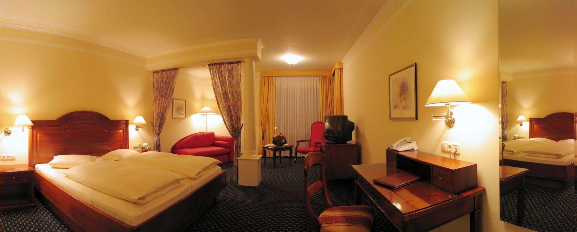 Schloss-Hotel Petry Treis-Karden Εξωτερικό φωτογραφία